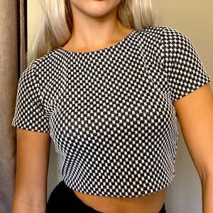 B/W Fitted Crop Top